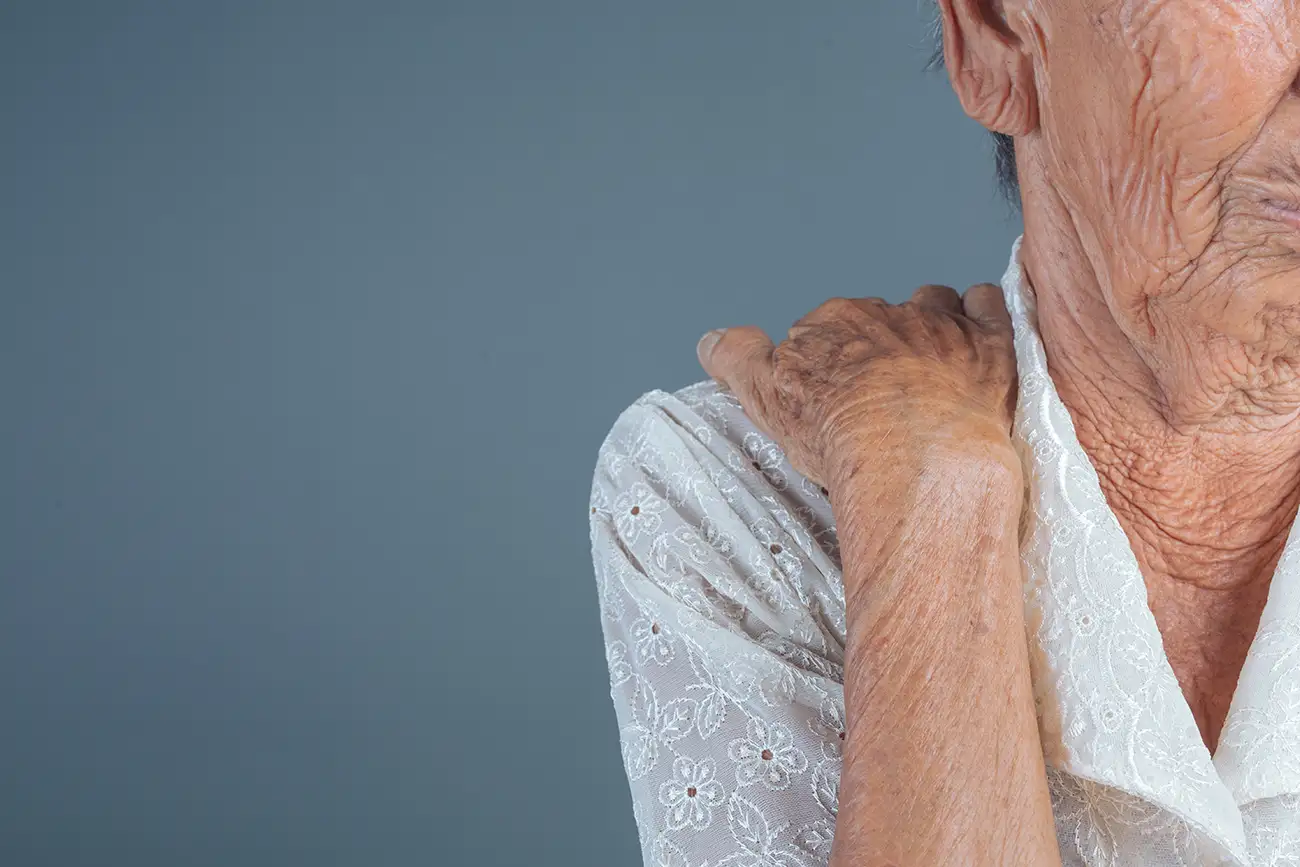 Reumatismi_elderly-women-with-pain